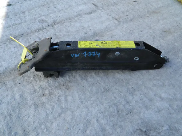 Домкрат PORSCHE 1540kg (Контрактный) 94599591