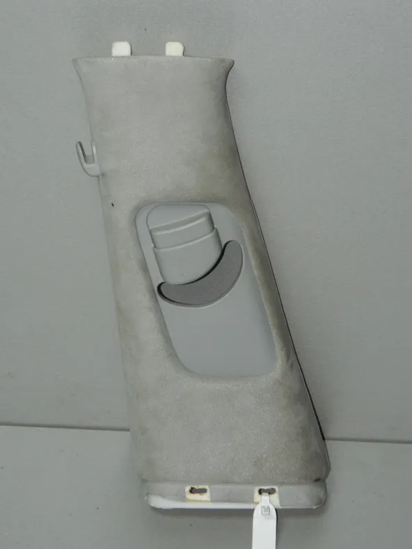 Обшивка стойки центральная HYUNDAI EQUUS VI G6DA 2013-2015 Лев (Б/У) 35017454 858303N751TX