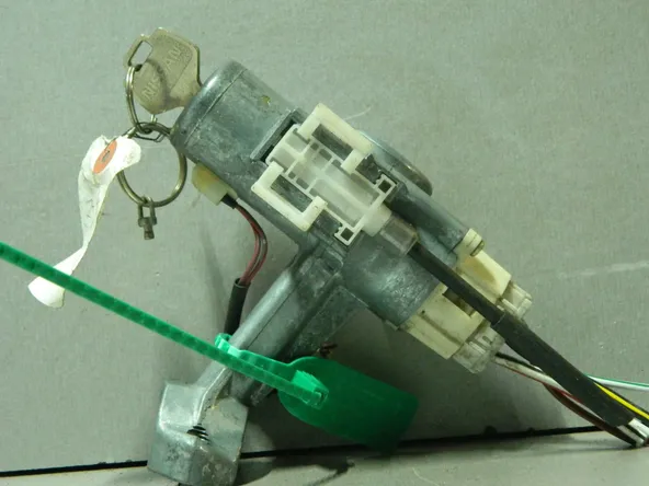 Замок зажигания NISSAN MARCH K11 (Контрактный) 81532360