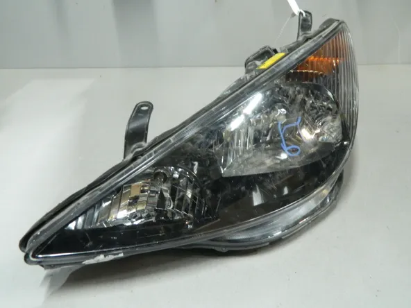 Фара TOYOTA ESTIMA ACR30 Перед Лев 28134 (Контрактный) 68000771