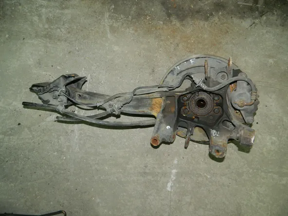 Ступица SUBARU LEGACY BH5 Зад Прав (Контрактный) 79586729