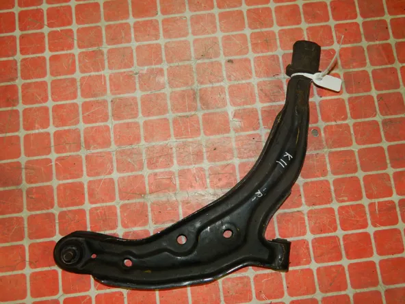Рычаг Подвески NISSAN MARCH K11 Перед Прав (Контрактный) 45990156