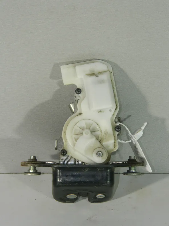 Замок багажника HONDA CR-V RE5 (Контрактный) 35023907