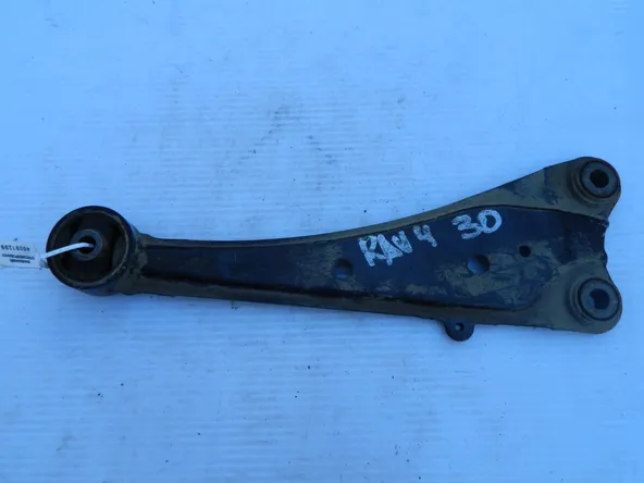 Рычаг подвески TOYOTA RAV4 ACA30 Зад Лев (Продольный)(Контрактный) 46091299