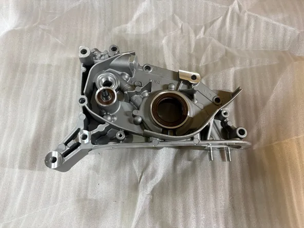 Насос масляный GENERAL PARTS 2134042800 4D55 / 4D56 HYUNDAI GRACE DELICA P25W/P35W