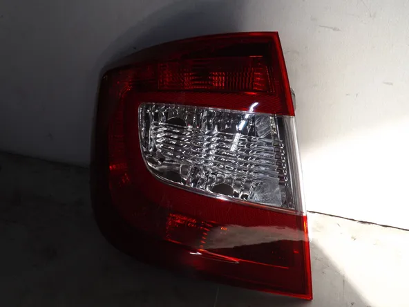 Фонарь ATB 1ASR1090L SKODA RAPID I 2012-2020 Лев