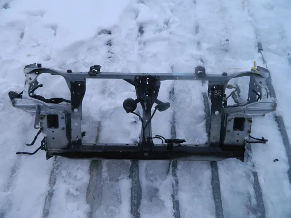 Рамка радиатора SUBARU LEGACY BE5 (Контрактный) 79773958