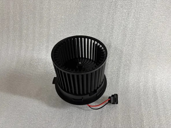 Мотор печки TERMAL 4027626 RENAULT LOGAN / Sandero (14-) / Lada Vesta (15-) / Nissan Almera G15 272101170R