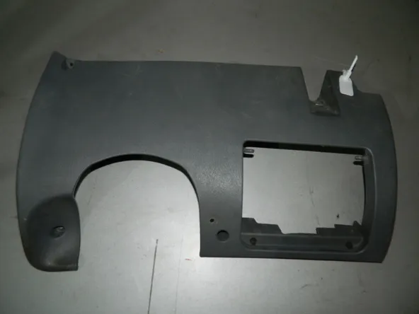 Накладка торпедо HYUNDAI ACCENT LC (Б/У) 35020134