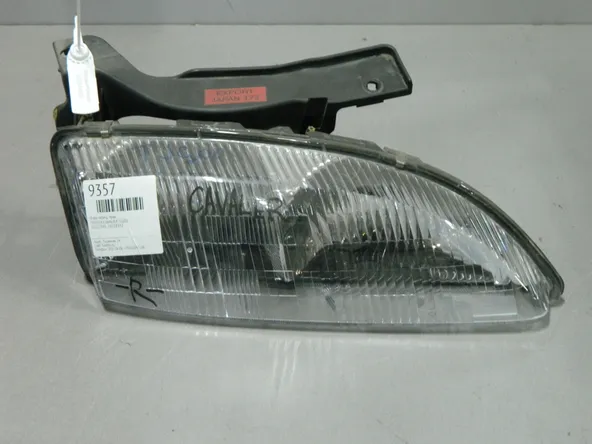 Фара TOYOTA CAVALIER TJG00 Перед Прав 16518392 (Контрактный) 03344833