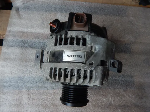 Генератор TOYOTA CAMRY ACV40 2AZFE (Контрактный) 338300141