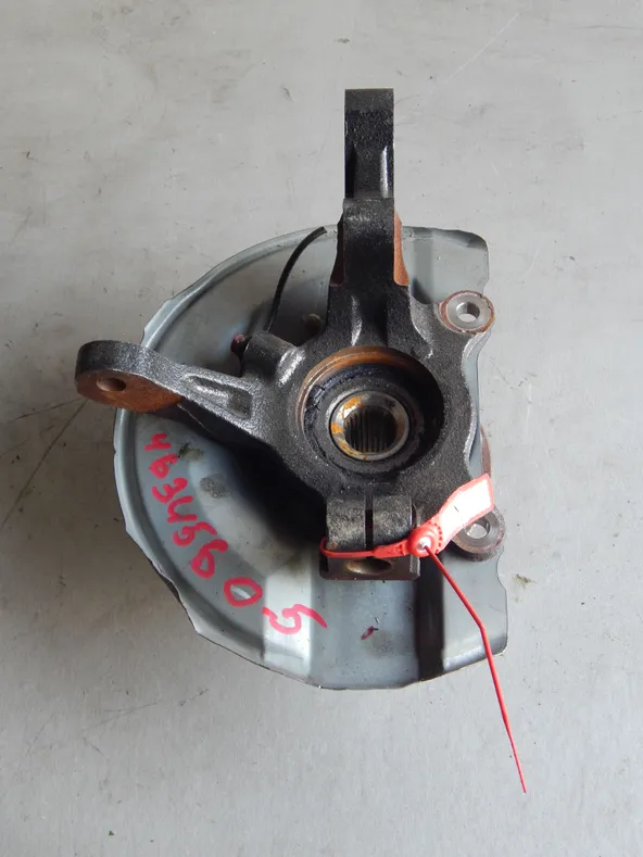 Ступица MITSUBISHI ASX GA1W Перед Лев (Контрактный) 82532885