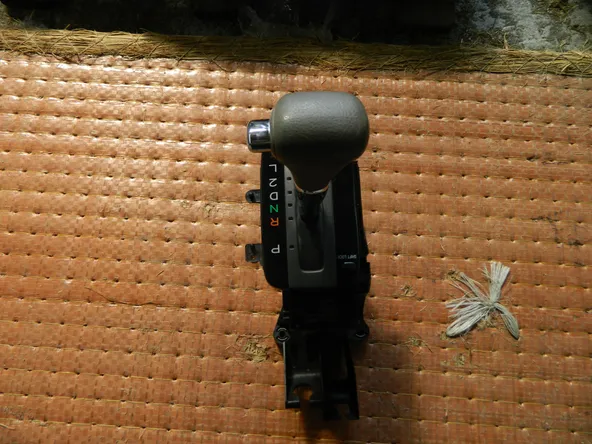 Селектор АКПП TOYOTA CAMRY ACV30 (Контрактный) 3779100001