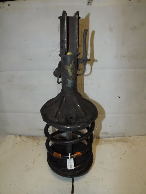 Стойка подвески MITSUBISHI RVR N28W Перед Лев (Контрактный)