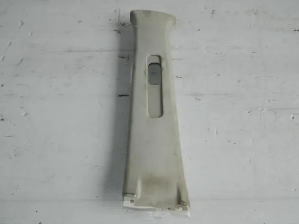 Обшивка средней стойки TOYOTA COROLLA 120 Лев Верх (Б/У) 6241202060B0
