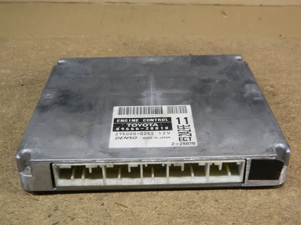 Блок управления ДВС TOYOTA ESTIMA 2AZFE (Контрактный) 10115 8966628010