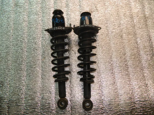 Стойка подвески TOYOTA SIENTA NCP81 Зад (пара) (Контрактный) 37025606