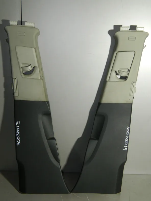 Обшивка стойки AUDI Q7 4L Прав (Б/У) 35032014