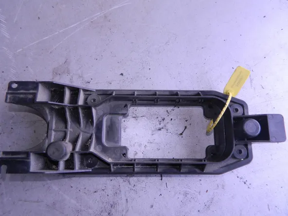 Кронштейн кулисы VOLKSWAGEN GOLF VI (Контрактный) 94599927