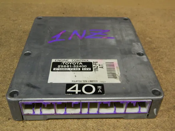 Блок управления ДВС TOYOTA FUNCARGO 1NZFE (Контрактный) 9539 8966152400