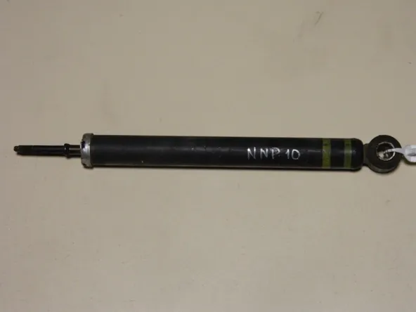 Амортизатор TOYOTA PORTE NNP10 Зад (Контрактный) 45992155