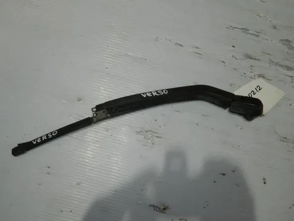 Стеклоочиститель Toyota Avensis Verso ACM20 Зад (Контрактный) 21110212