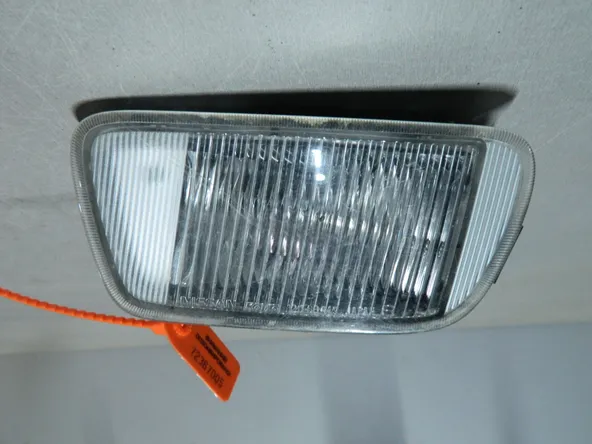 Габарит NISSAN CEFIRO A32 Перед Прав (Контрактный) 72367005