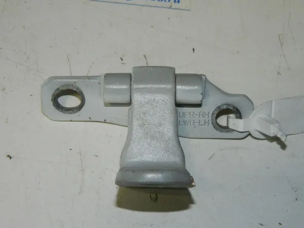 Петля двери HYUNDAI EQUUS G6DA 2013-2015 Перед Прав Верх (Б/У) 35017795