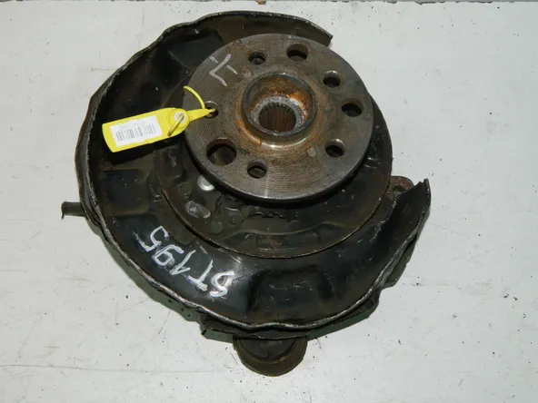 Ступица TOYOTA CALDINA ST195 Зад Лев (Контрактный) 40940660