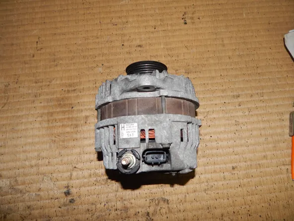 Генератор NISSAN TEANA J31 VQ23DE (Контрактный) 39252306