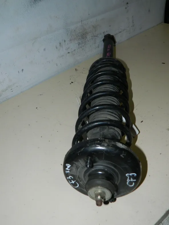 Стойка подвески HONDA TORNEO CF3 Зад (Контрактный) 45976921