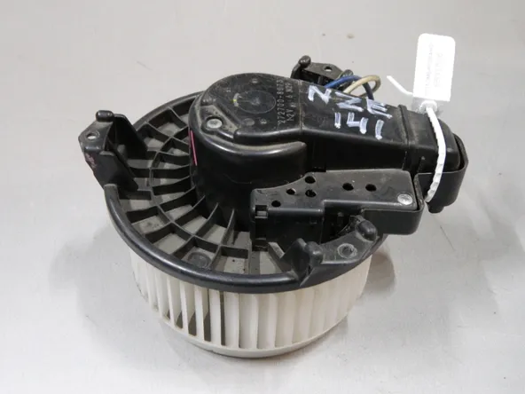 Мотор печки TOYOTA COROLLA FIELDER NZE141 (Контрактный) 68000526