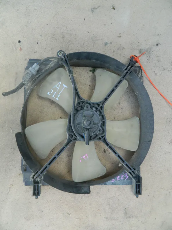 Диффузор радиатора TOYOTA CARINA AT211 (Контрактный) 72355354 1671116291