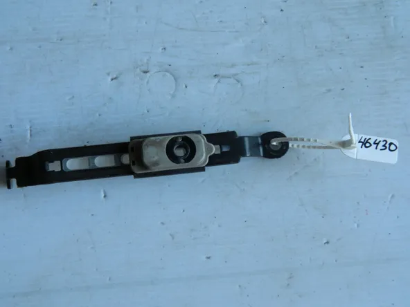 Натяжитель ремня безопасности TOYOTA 7320052010 TOYOTA COROLLA ZZE120 4ZZFE (Б/У) 46430