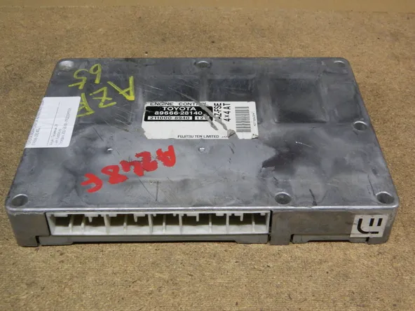 Блок управления ДВС TOYOTA VOXY 1AZFSE (Контрактный) 10061 8966628140