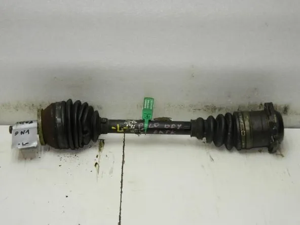 Привод VOLKSWAGEN POLO 9N1 BBY Перед Лев (Контрактный) D9996097