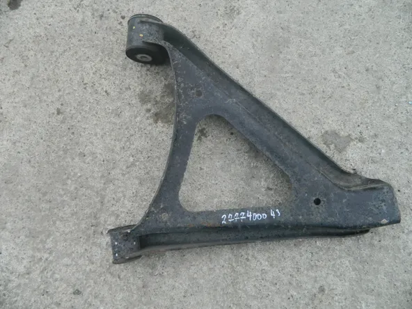 Рычаг VOLKSWAGEN TOUAREG 7L7 Зад Лев Низ (Контрактный) 2777400043