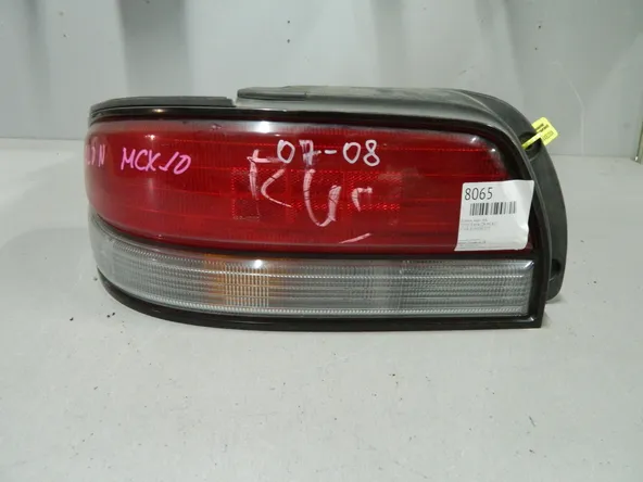 Фонарь TOYOTA AVALON MCX10 Зад Лев 0708 (Контрактный) 64492316