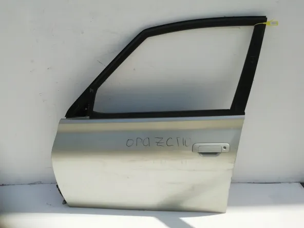 Дверь TOYOTA OPA ZCT10 Перед Лев (Контрактный) 40951997