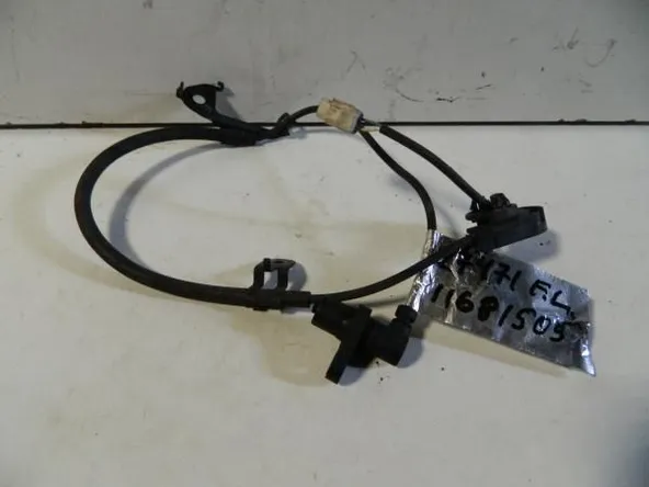 Датчик ABS TOYOTA PORTE NNP10 Перед Лев (Контрактный)