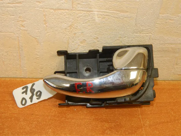 Ручка двери NISSAN MAXIMA A33 Прав (Б/У) 76019 806702Y960