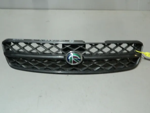 Решетка радиатора NISSAN RNESSA N30 (Контрактный) 79773119