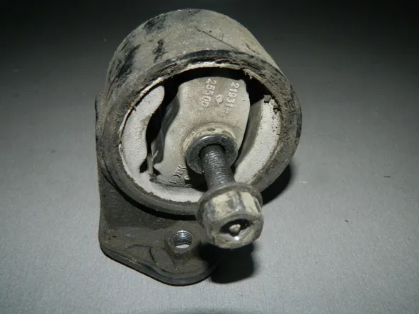 Подушка двигателя HYUNDAI ACCENT LC G4EC (Б/У) 35020009