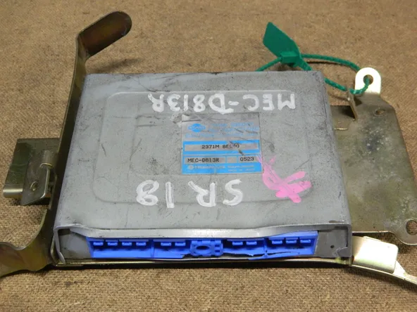 Блок управления ДВС NISSAN BLUEBIRD SR18DE (Контрактный) 79590379