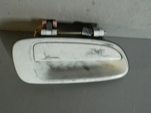 Ручка двери наружная TOYOTA CALDINA AT190 Зад Прав (Контрактный) 81528468