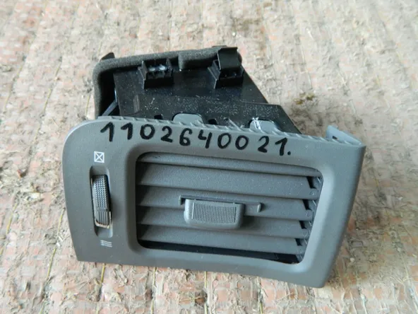 Дефлектор воздушный NISSAN X-TRAIL NT31 (Контрактный) 1102640021