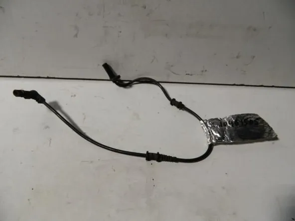 Датчик ABS MERCEDES C180 CL203 Перед Лев (Контрактный)