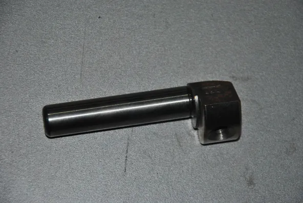 Ось шестерни КПП HYUNDAI/KIA 4332102500