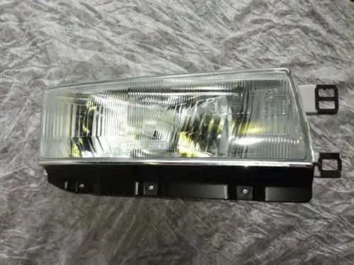 Фара TYC TG2121141RLDE TOYOTA SPRINTER/CARIB 87-91 R