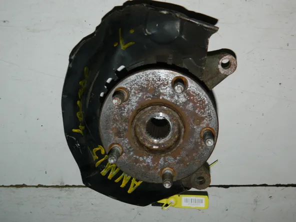 Ступица TOYOTA ISIS ANM15 Перед Прав (Контрактный) 40940851